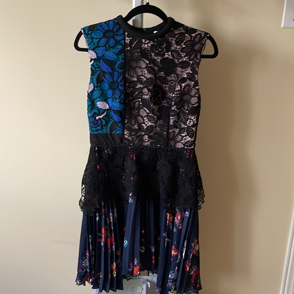 Self-Portrait Nina pleated skirt lace mini dress, size US 8 - Picture 7 of 13